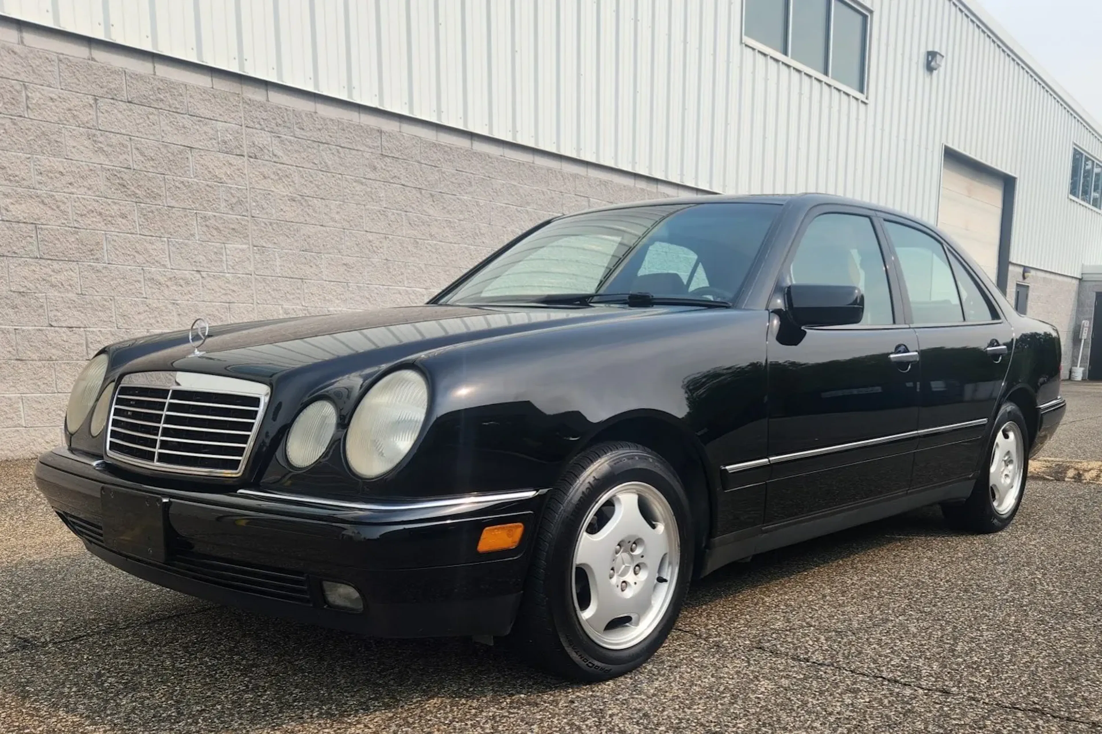 2001 メルセデスベンツ　E320 1998 Mercedes-Benz E320 Base | Hagerty Valuation Tools®